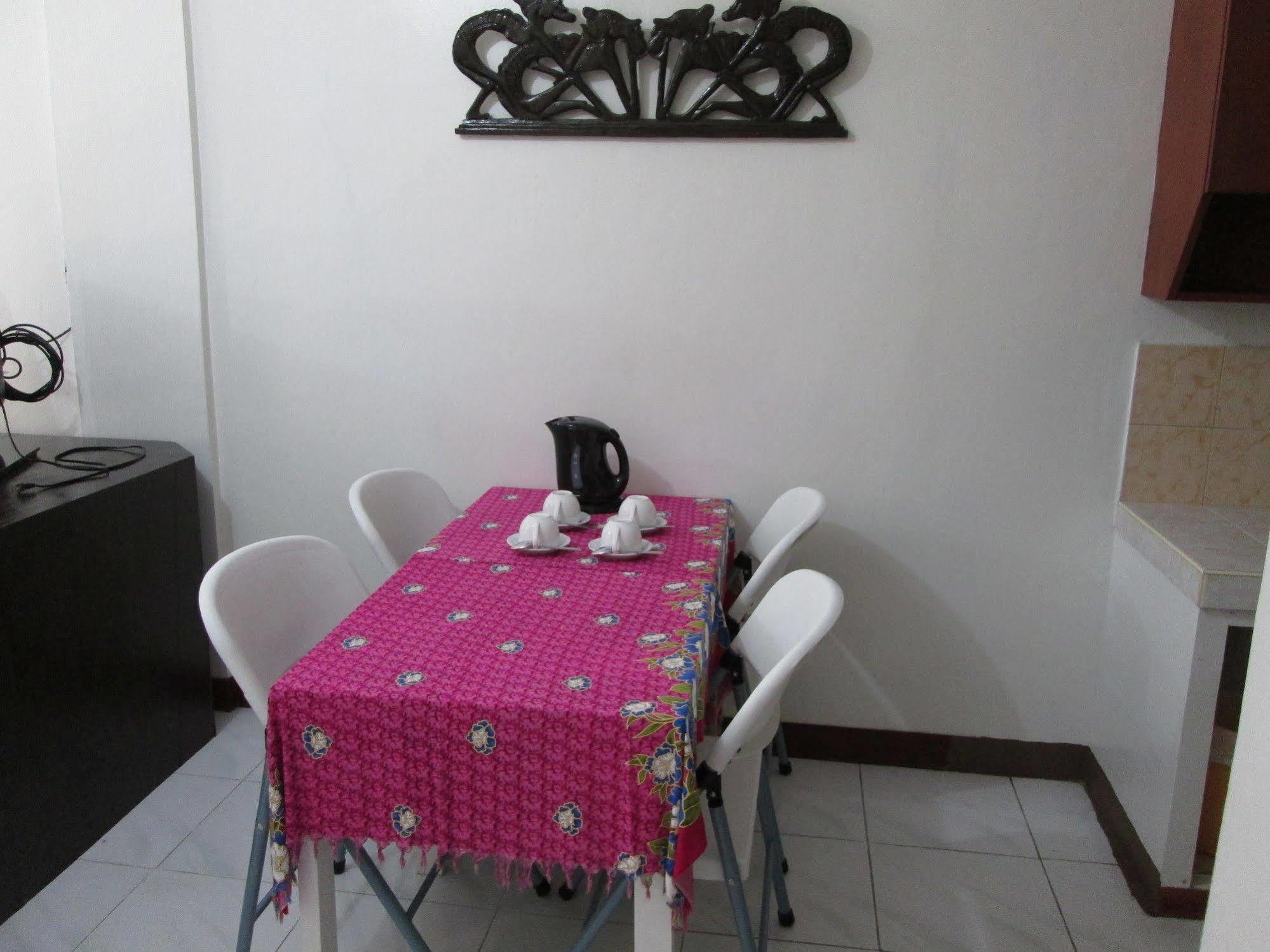 Balabag  Reddoorz Plus @ Secret Garden Boracay מראה חיצוני תמונה